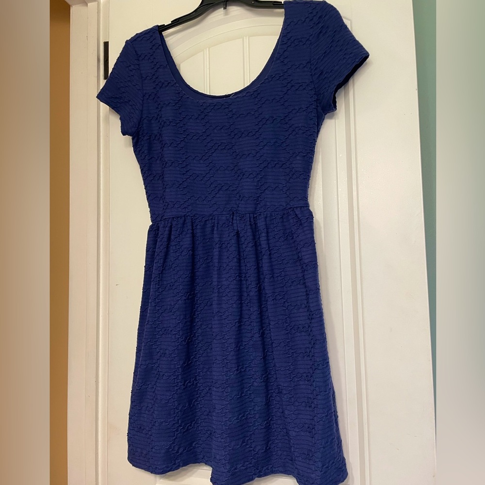Lily Rose textured mini midi dress size M Navy blue